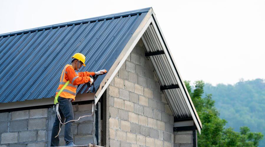 Expert Emergency Roof Repairs services in Great Neck, NY